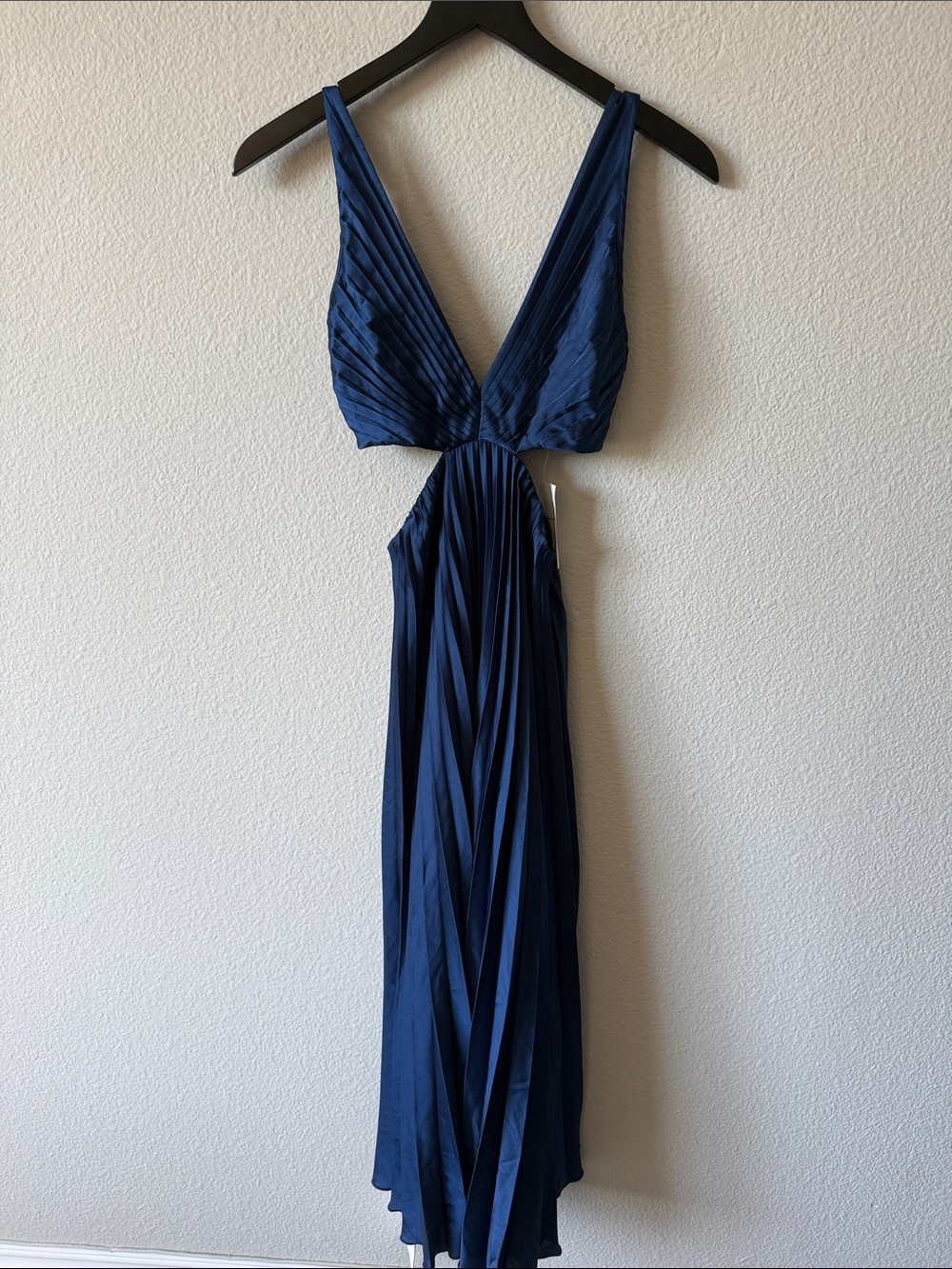Abercrombie & Fitch Navy Pleated Anabelle Midi Dress
